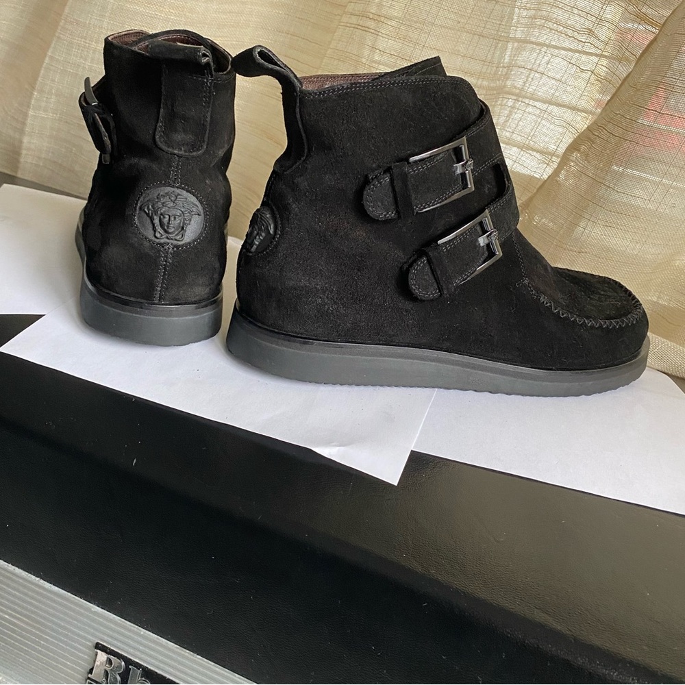 Gianni Versace Black Suede ankle Boots adjustable buckle hi-top heeled 6.5